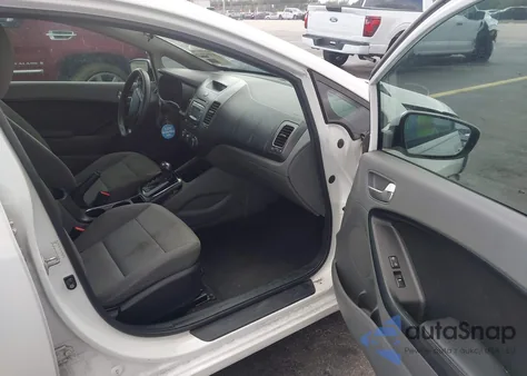 2017 Kia Forte Lx из США, поврежденный, VIN 3KPFK4A78HE059341